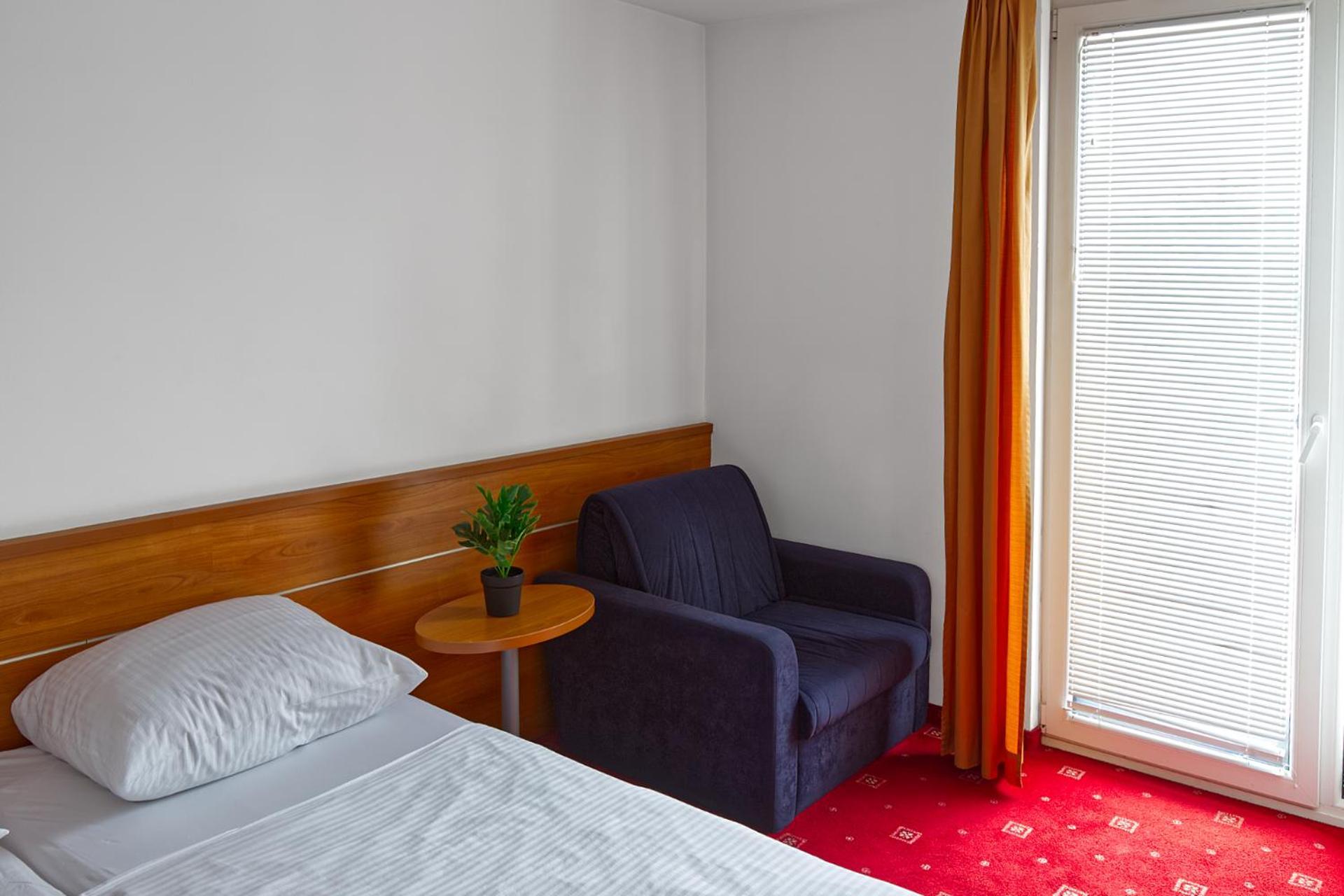 Creina Hotel
